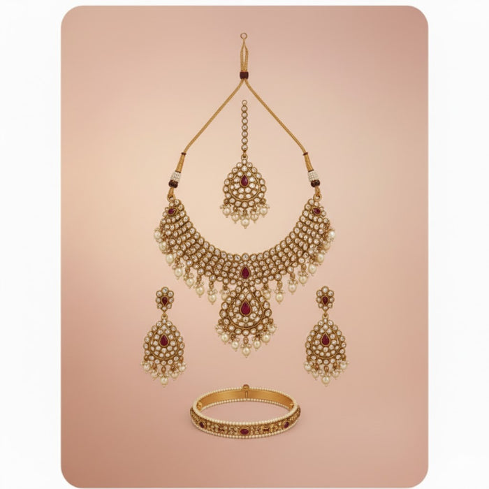 Amara Essence Necklace Set
