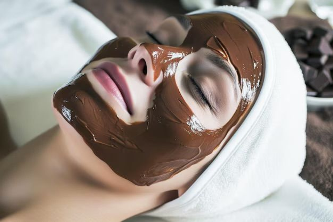 The Role of Detox Masks in Skincare: Benefits, Usage Tips & Prajakta Koli’s Beauty Philosophy